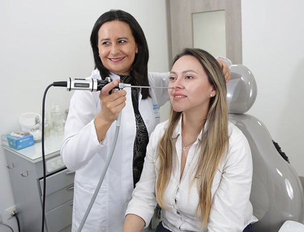 Dra Paola Freire Otorrinolaringologo Quito-min